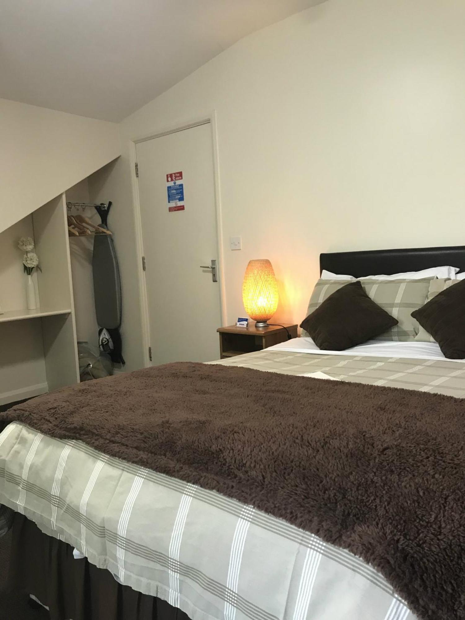 Redbeck Motel ウェイクフィールド エクステリア 写真